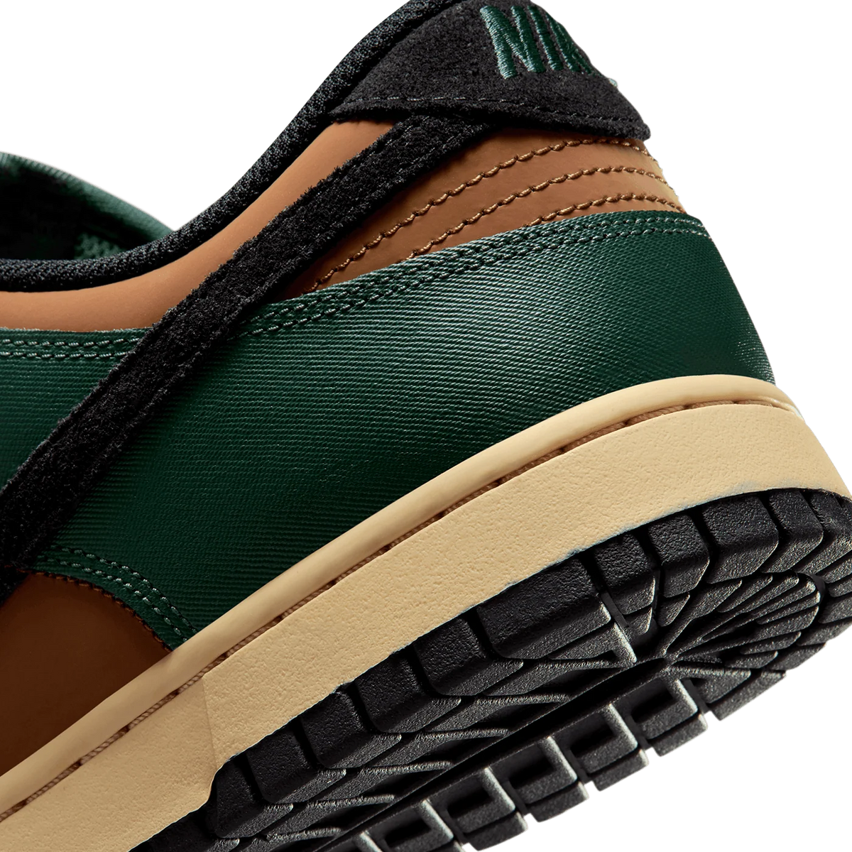 Nike Dunk Low Retro 'Fir and Light British Tan'